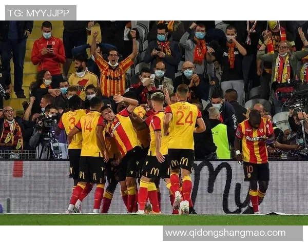 3月7日巴黎圣日耳曼对阵曼联精彩对决前瞻与分析 3月7日巴黎圣日耳曼对阵曼联精彩对决前瞻与分析